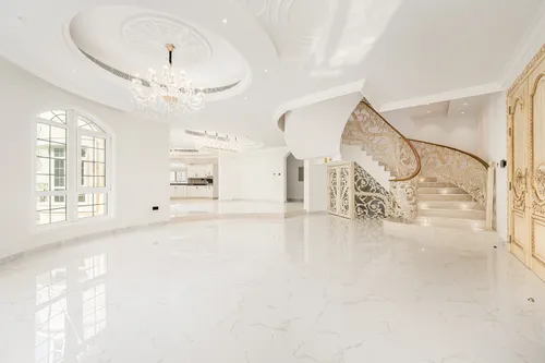 8 Bedrooms Villa in Al Khawaneej 2