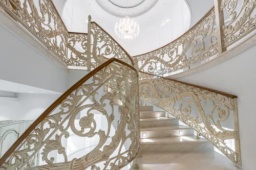 8 Bedrooms Villa in Al Khawaneej 2