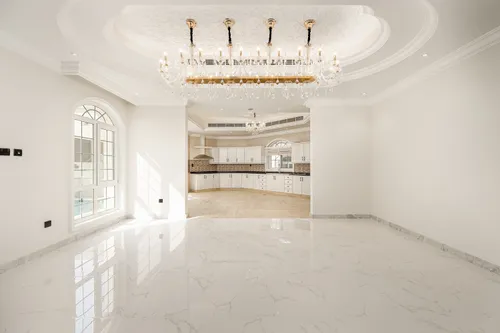 8 Bedrooms Villa in Al Khawaneej 2