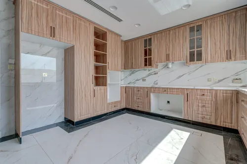 4 Bedrooms Apartment in Hoshi 1