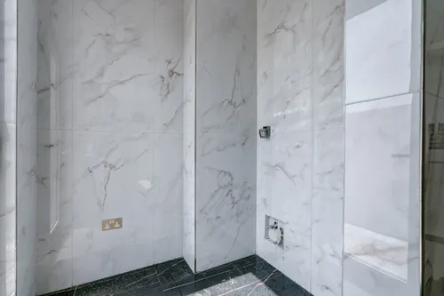 4 Bedrooms Apartment in Hoshi 1