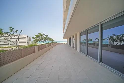3 Bedrooms Apartment in Mamsha Al Saadiyat