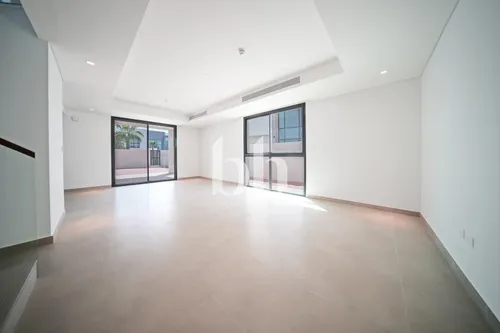 Near Community Centre | Duplex Villa | Single Row