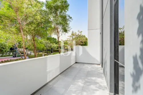 1BR Big Backyard | Prime Location | Brand new