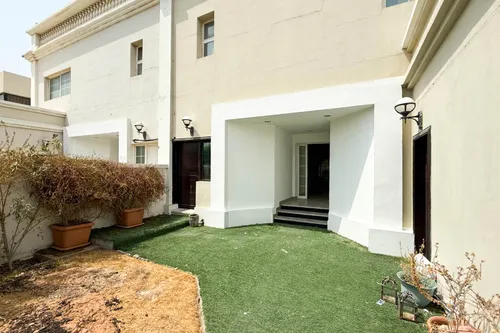 3 Bedrooms Villa in Al Garhoud Villas