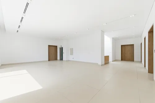 5 Bedrooms Villa in Al Khawaneej 1