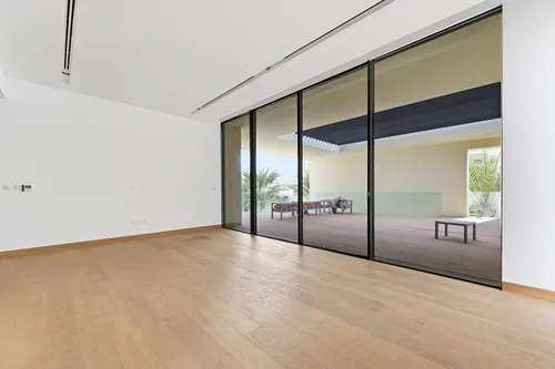 5 Bedrooms Villa in Al Khawaneej 1