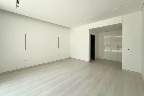 5 Bedrooms Villa in Al Khawaneej 1