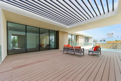 5 Bedrooms Villa in Al Khawaneej 1
