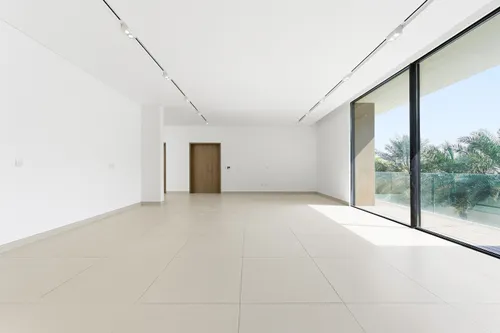 5 Bedrooms Villa in Al Khawaneej 1