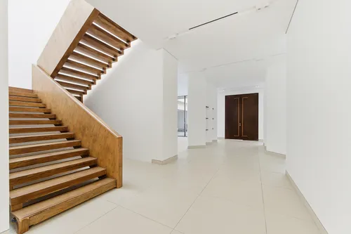 5 Bedrooms Villa in Al Khawaneej 1