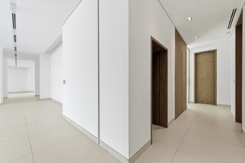 5 Bedrooms Villa in Al Khawaneej 1