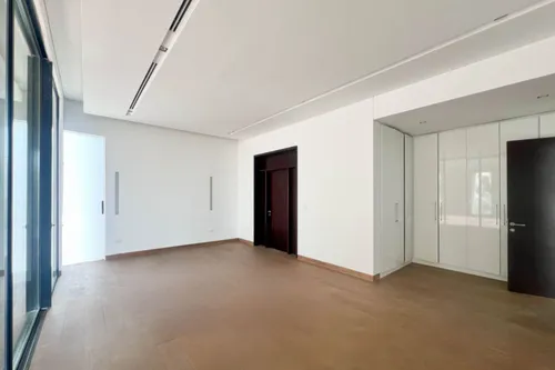 5 Bedrooms Villa in Al Khawaneej 1