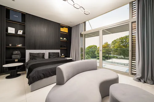 5 Bedrooms Villa in District One Villas