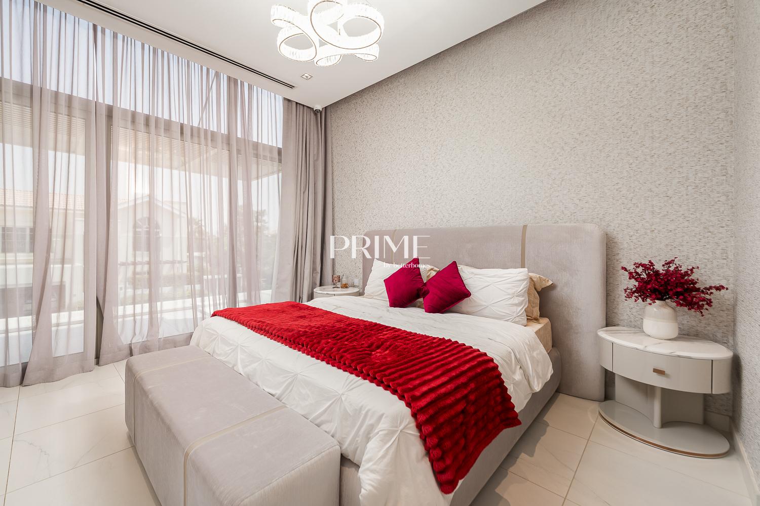 5 Bedrooms Villa in District One Villas
