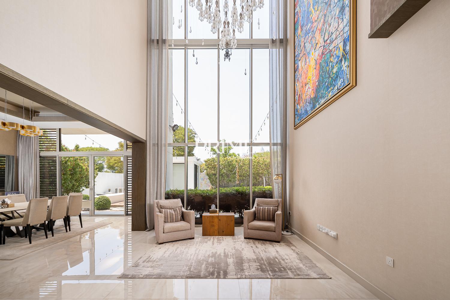 5 Bedrooms Villa in District One Villas