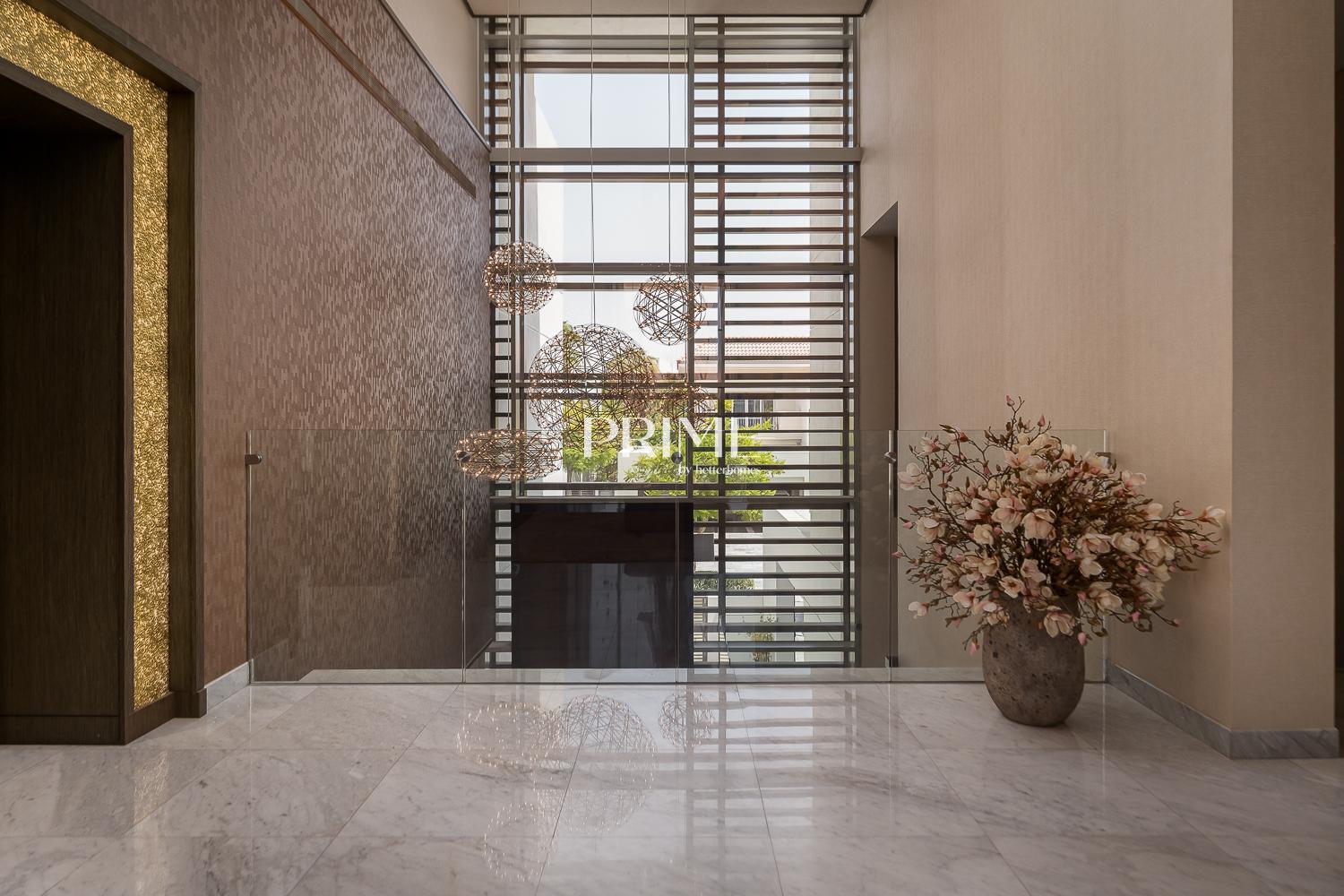 5 Bedrooms Villa in District One Villas