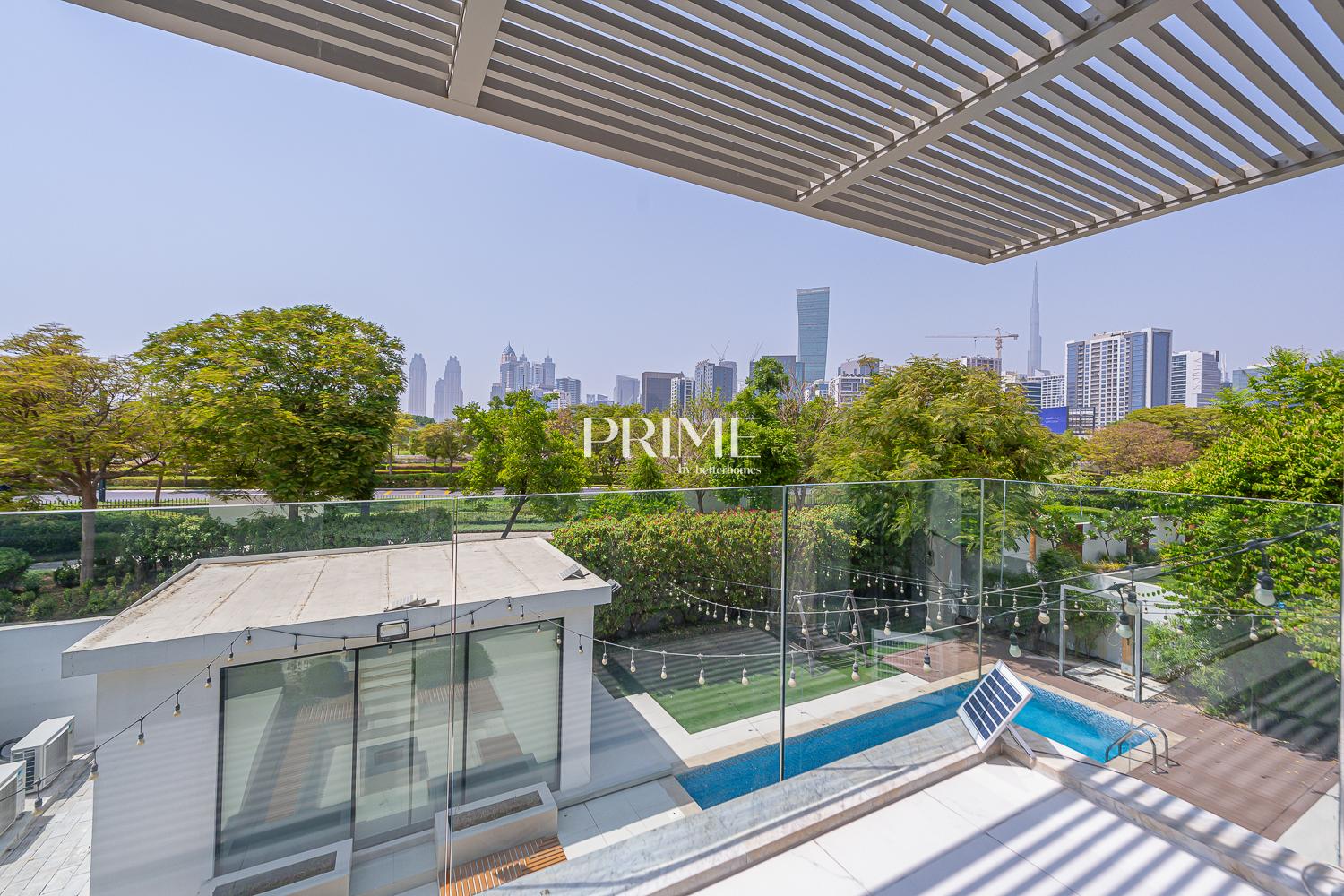 5 Bedrooms Villa in District One Villas
