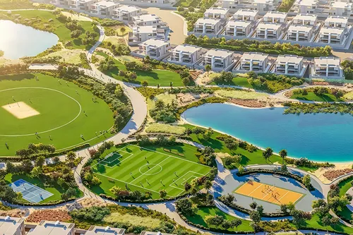 4 Bedrooms Townhouse in Violet 3