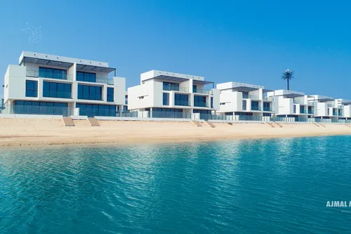 4 Bedrooms Villa in Sun Island