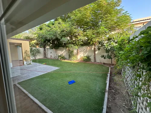 5 Bedrooms Villa in Umm Suqeim 1 Villas