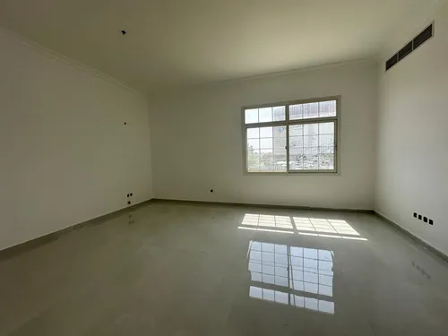 5 Bedrooms Villa in Umm Suqeim 3 Villas