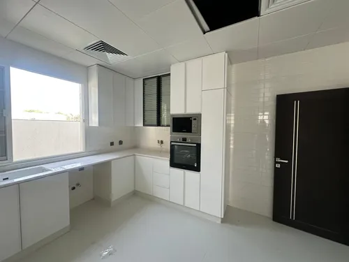 5 Bedrooms Villa in Umm Suqeim 3 Villas