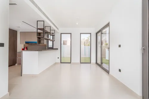 4 Bedrooms Townhouse in Aura 1