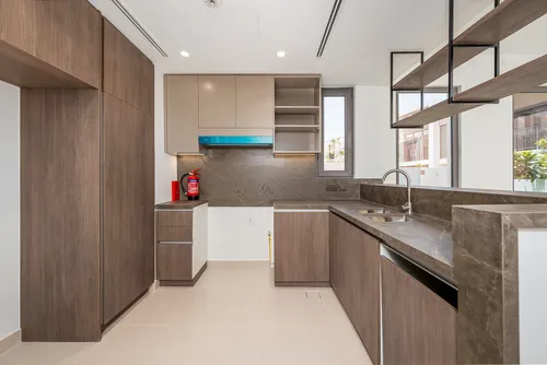 4 Bedrooms Townhouse in Aura 1