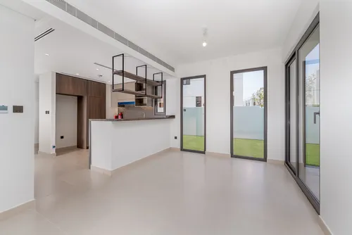 4 Bedrooms Townhouse in Aura 1