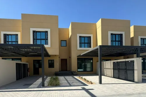 4 Bedrooms Townhouse in Sharjah Sustainable City