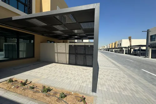 4 Bedrooms Townhouse in Sharjah Sustainable City