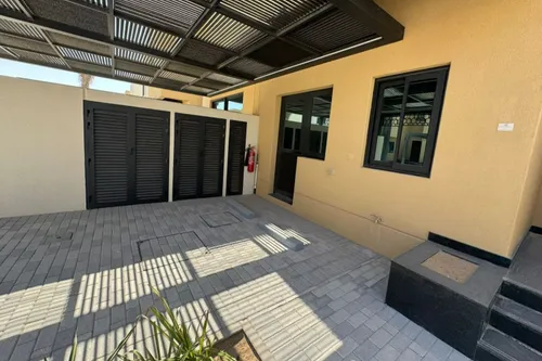 4 Bedrooms Townhouse in Sharjah Sustainable City