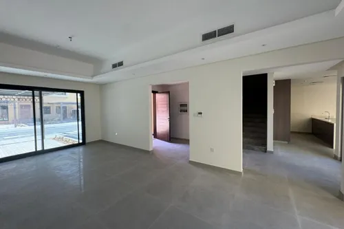 4 Bedrooms Townhouse in Sharjah Sustainable City