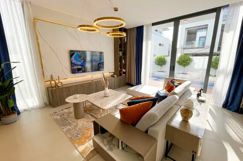 4 Bedrooms Villa in Sun Island