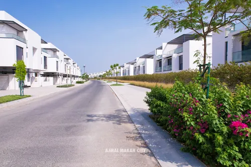4 Bedrooms Villa in Sun Island