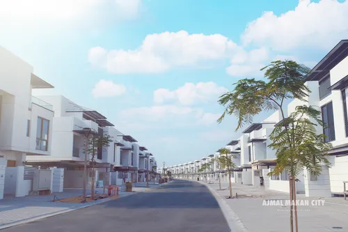 4 Bedrooms Villa in Sun Island
