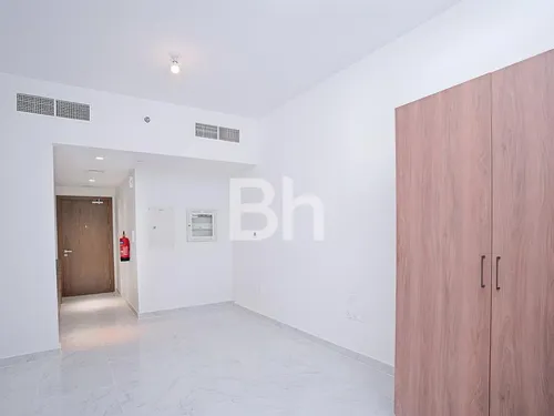  Apartment in Oasis 2