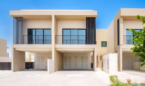 Single Row Townhouse | 2BR+Study | Brand New