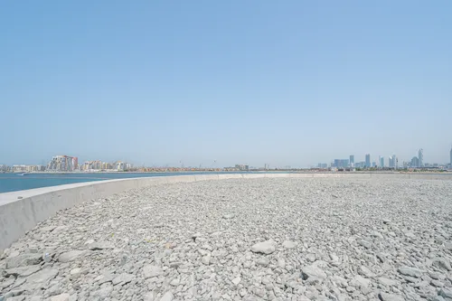  Land in La Mer South Island