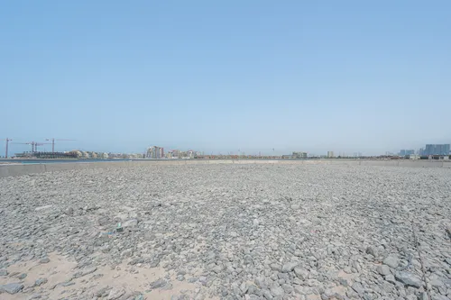  Land in La Mer South Island