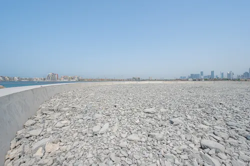  Land in La Mer South Island
