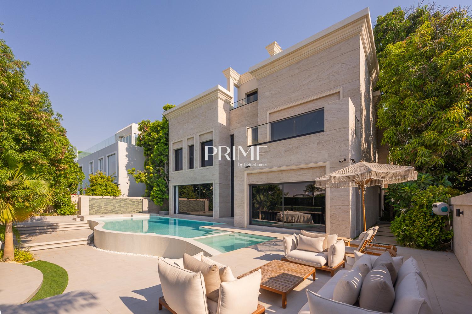 7 Bedrooms Villa in Sector P