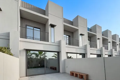 2 Bedrooms Townhouse in MAG Eye