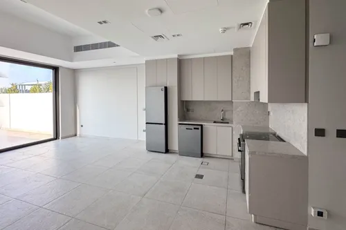 2 Bedrooms Townhouse in MAG Eye