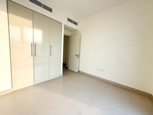 3 Bedrooms Villa in Maple 3