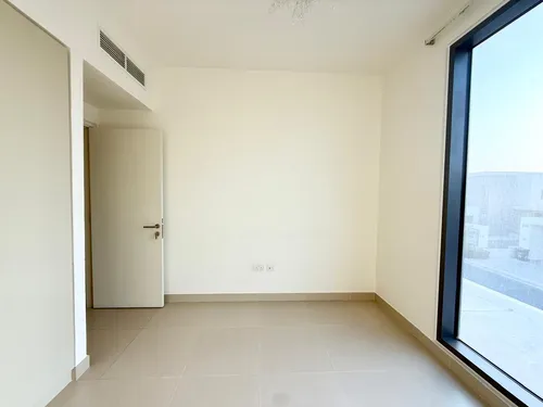 3 Bedrooms Villa in Maple 3