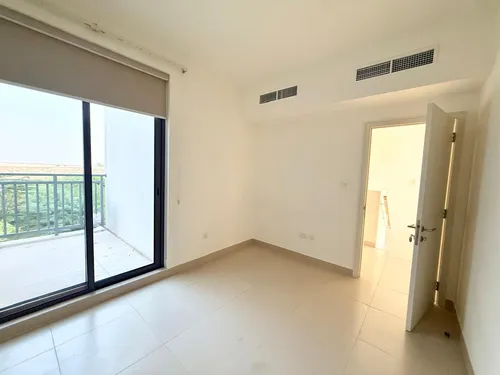 3 Bedrooms Villa in Maple 3