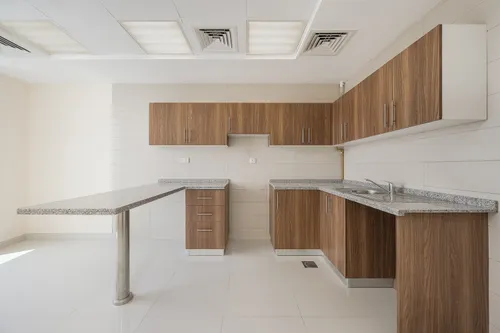 4 Bedrooms Apartment in Dubai Star