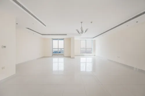4 Bedrooms Apartment in Dubai Star